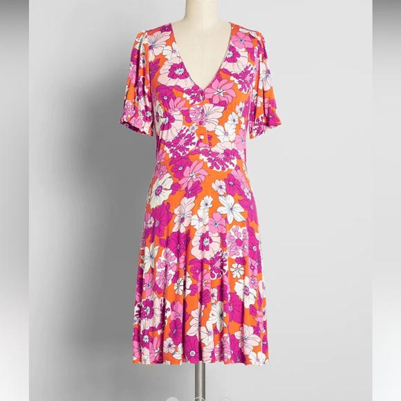 ModCloth 70s Style Knit Floral Dress - Making My Way Down to Miami Knit Dress - Picture 2 of 11